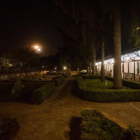 Хуторок Hotell Smila Eksteriør bilde